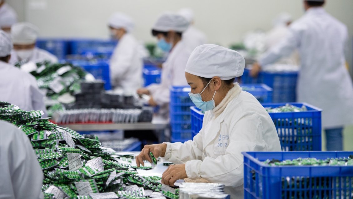 Producción diaria de ibuprofeno y paracetamol de China supera 200 millones de tabletas