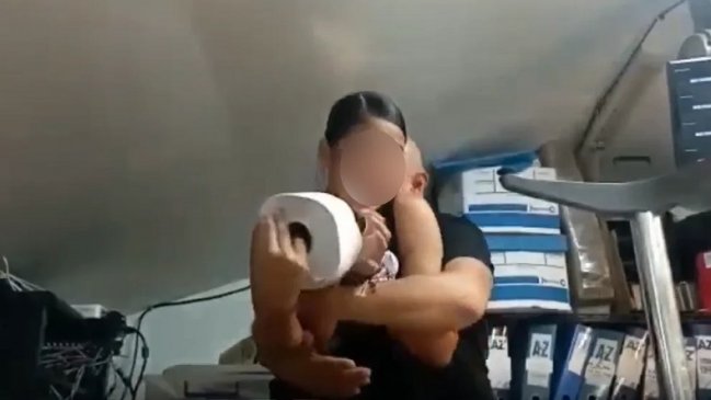 Mujer grabó con cámara oculta acoso sexual por parte de su jefe: Vecinos le dieron una paliza