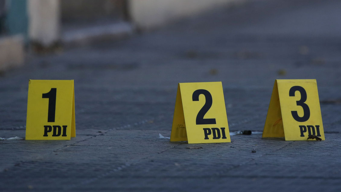 Adolescente de 15 años fue detenido por su presunta participación en tres homicidios en Hualpén