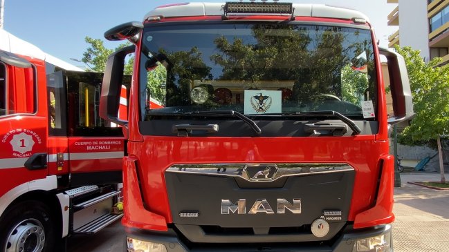 Entregan seis nuevos carros de especialidad para Bomberos de O'Higgins