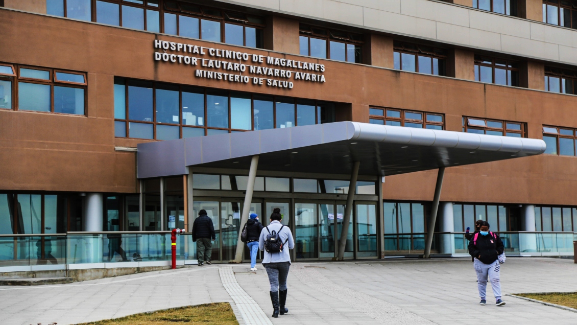 Joven acusa negligencia en Hospital de Magallanes: le operaron la pierna equivocada