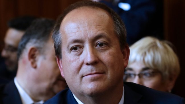 Senado votará este lunes designación de Ángel Valencia como fiscal nacional