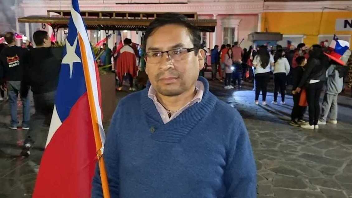 Alcalde de Colchane sufrió el robo de su camioneta fiscal previo al encuentro con Tohá