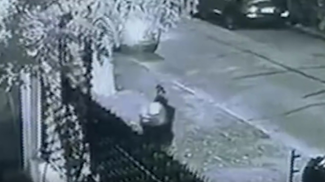 Niños y adultos afectados: familia sufrió violento asalto en Providencia