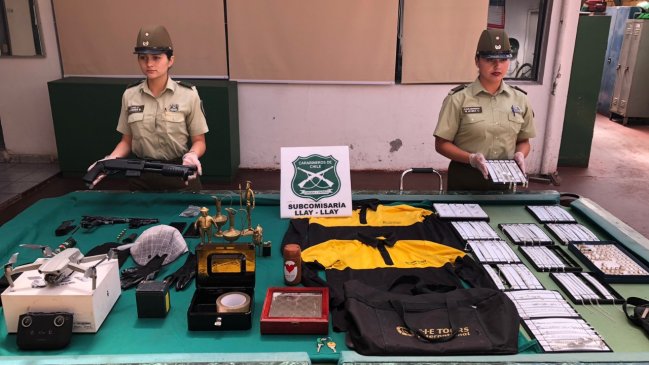 Persecución policial partió en Pichidangui y terminó en la Tiltil: Hubo tres detenidos