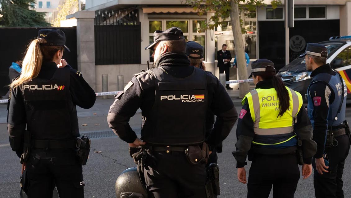 Supremacistas rusos estarían detrás de cartas bomba en España, según el New York Times