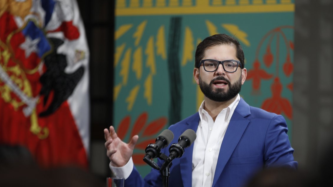 Presidente Boric viaja este lunes a Buenos Aires para participar en la Cumbre Celac