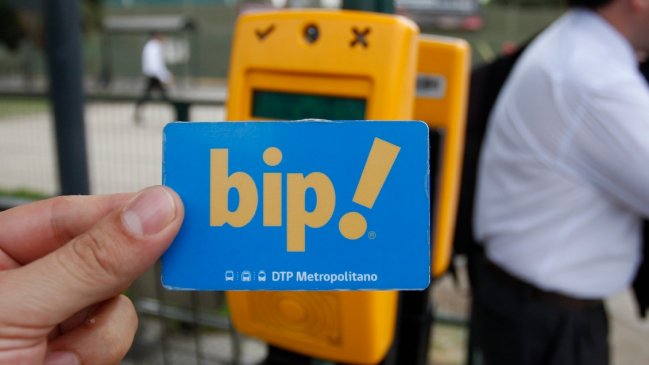 Gobierno congela la tarifa del transporte público durante 