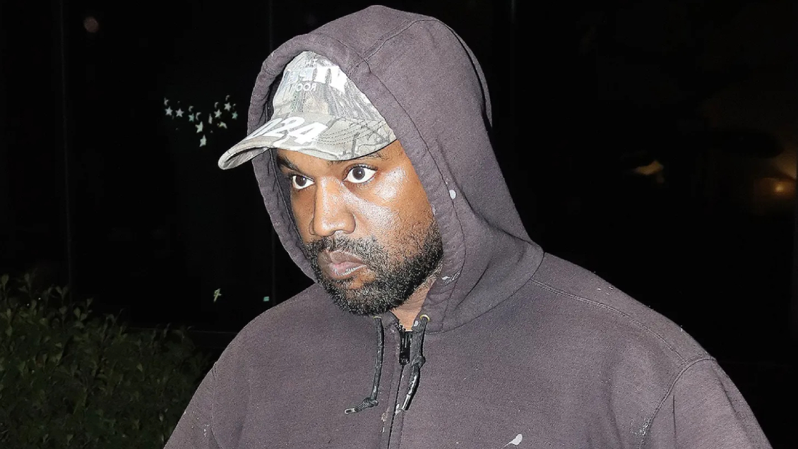 Como Bad Bunny: Kanye West será investigado tras arrojar el teléfono de una mujer