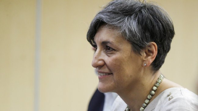 Gobierno trabajará en una ley corta para resguardar a los usuarios de las isapres