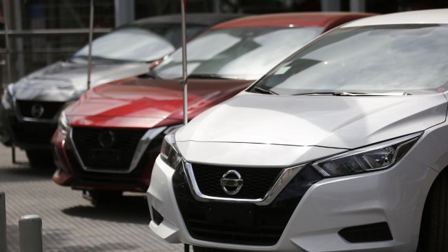 Sernac demanda a dos aseguradoras por no entregar GPS a conductores