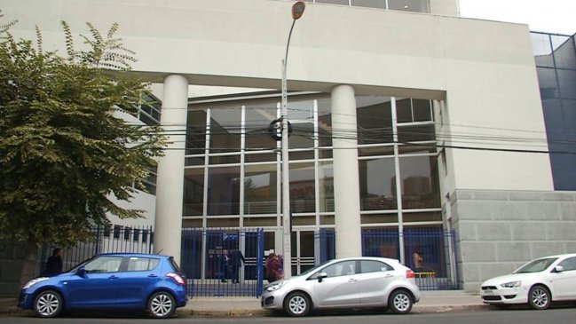Valparaíso: Profesor condenado por abuso y estupro fue inhabilitado para trabajar con menores de edad