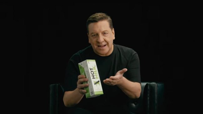 Comercial protagonizado por JC Rodríguez genera lío legal entre lecheros y bebida vegetal