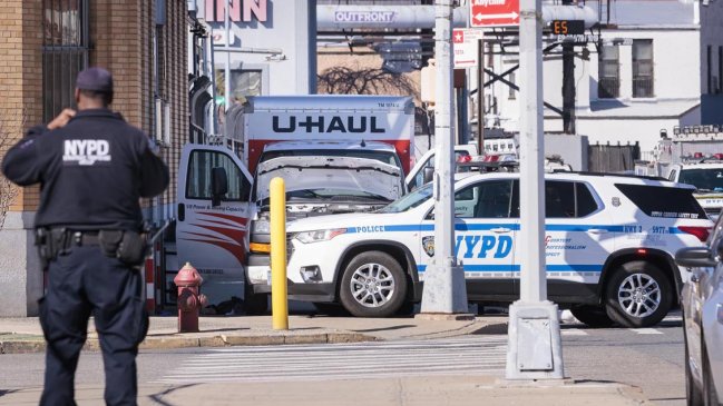  Ocho heridos en atropello múltiple en Nueva York: Descartan terrorismo  