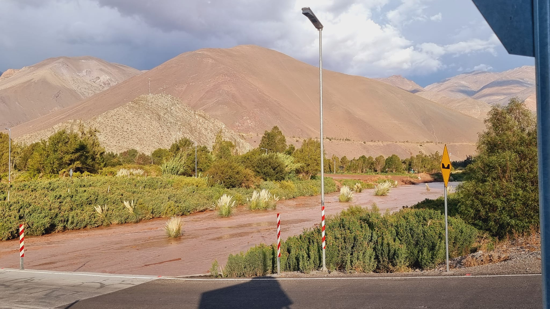 Precipitaciones en el norte: 140 familias afectadas en Antofagasta y 39 personas aisladas en Atacama