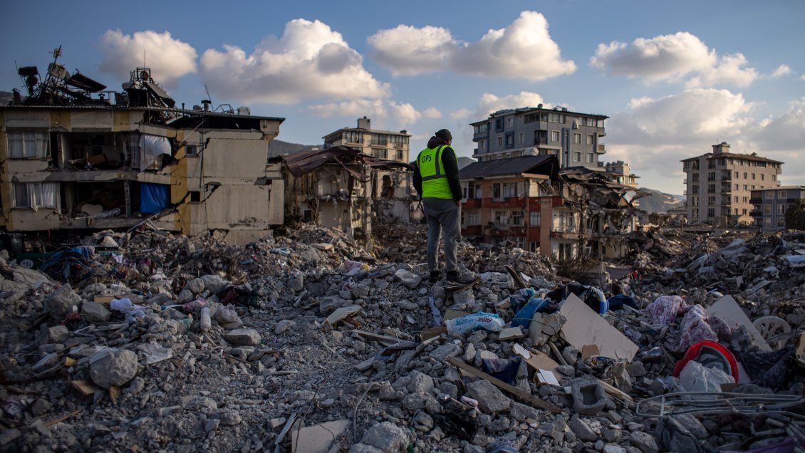 Las víctimas fatales por el terremoto en Turquía supera los 41.000