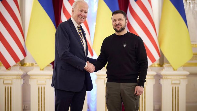 Biden realiza una visita sorpresa a Kiev y se reúne con Zelenski