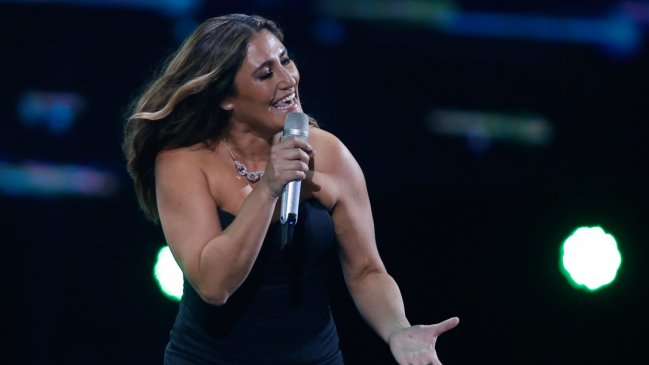 No convenció: Belén Mora cerró su rutina en Viña 2023 entre pifias