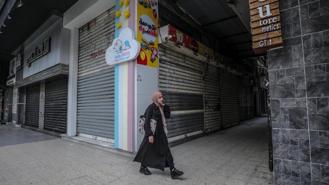 Cisjordania amaneció paralizada en protesta por la fatal redada israelí