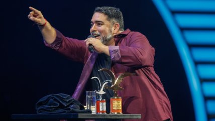   Rodrigo Villegas recibe Gaviota de Plata y Oro en Viña 2023 