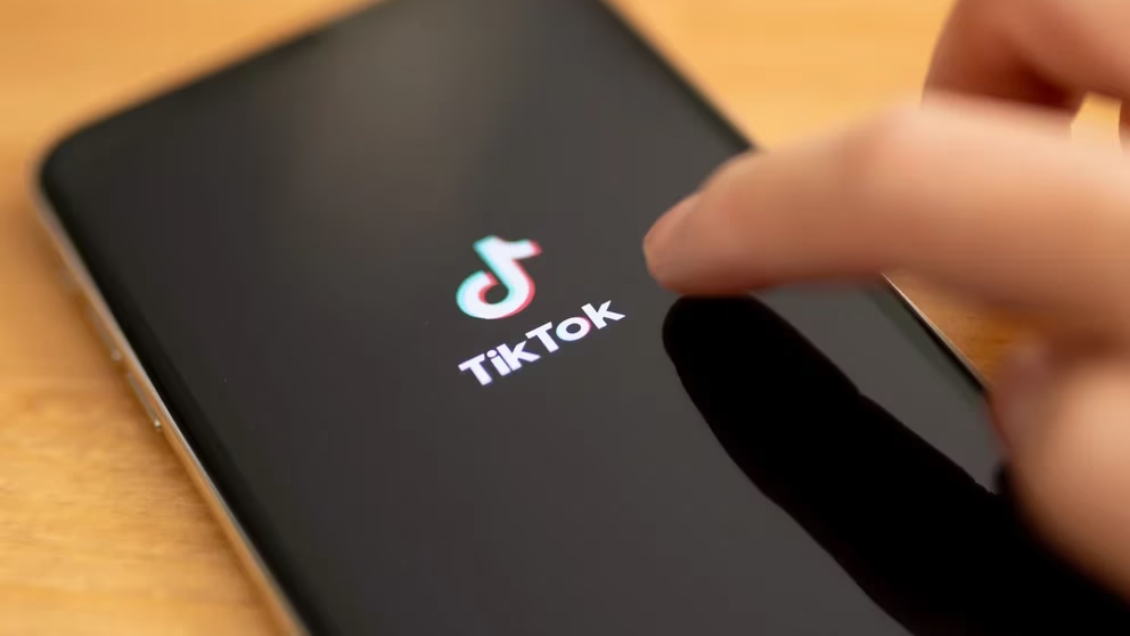 Gobierno de EEUU dio un mes a todos sus funcionarios para eliminar TikTok de sus teléfonos