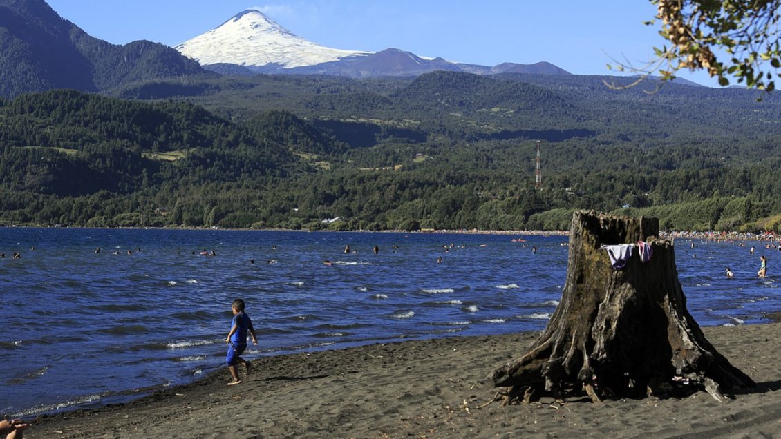 Corte Suprema anuló ordenanza que prohibía embarcaciones motorizadas en lagos de Panguipulli