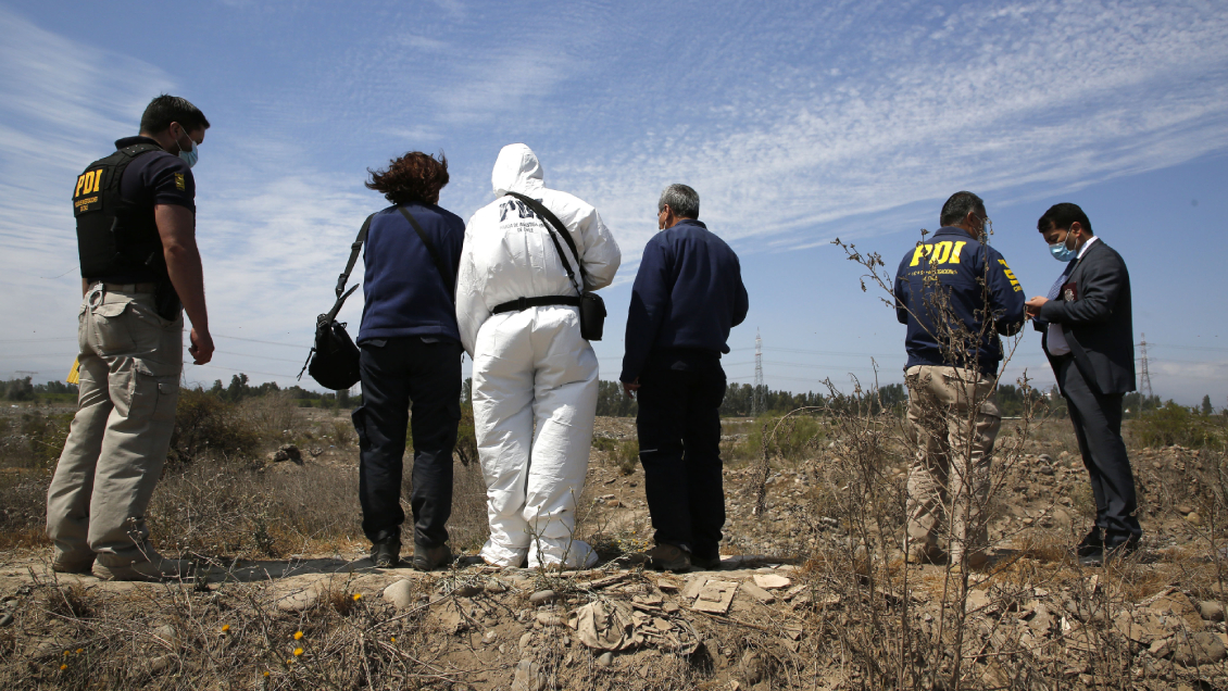Hallan cadáver con heridas cortopunzantes a un costado de la Ruta 5 en Caldera