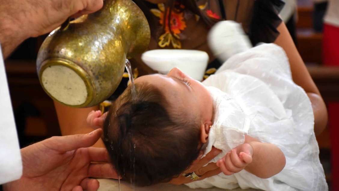 Se acabarán los padrinos en los bautizos en tres diócesis del sur de Italia