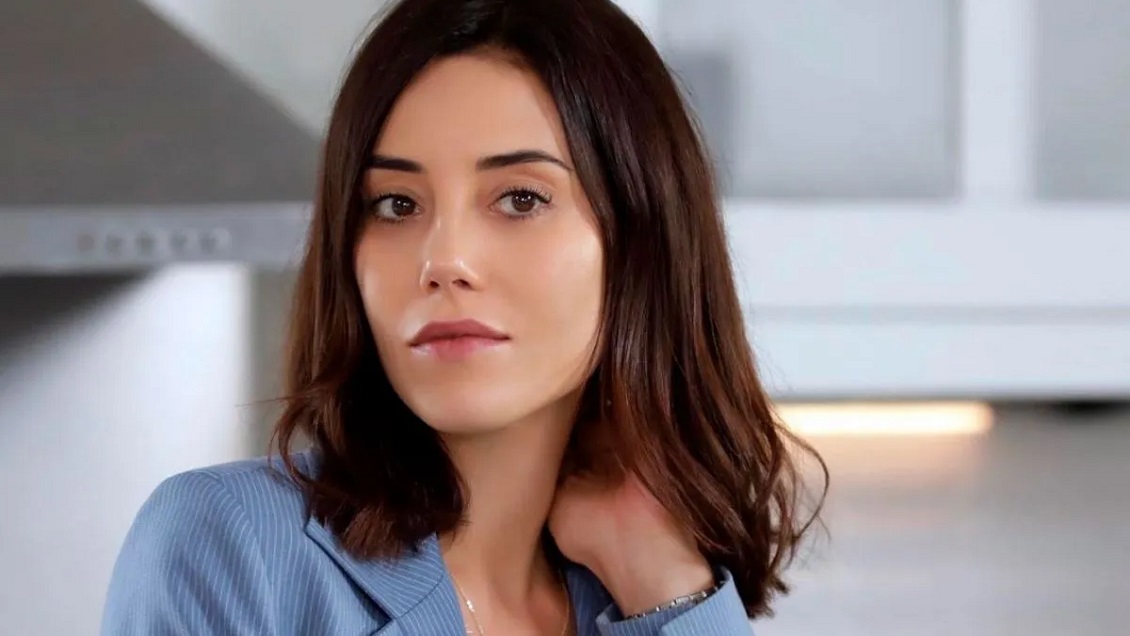 Actriz Cansu Dere reapareció viva tras terremoto en Turquía: 