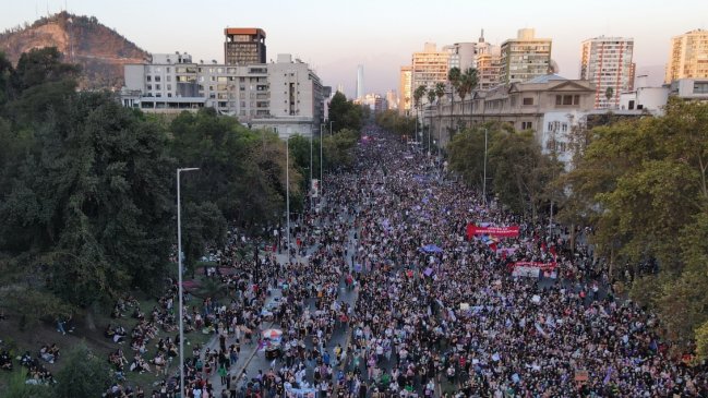 Marcha del 8M: Coordinadora adelanta que habrá cierre de calles y medidas preventivas en Santiago