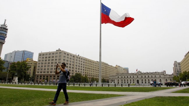 Senador Insulza recula y ahora aconseja postergar el cambio de gabinete para mayo
