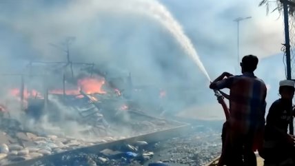   Incendio arrasó con campo rohinyá en Bangladesh y desplazó a 12.000 refugiados 