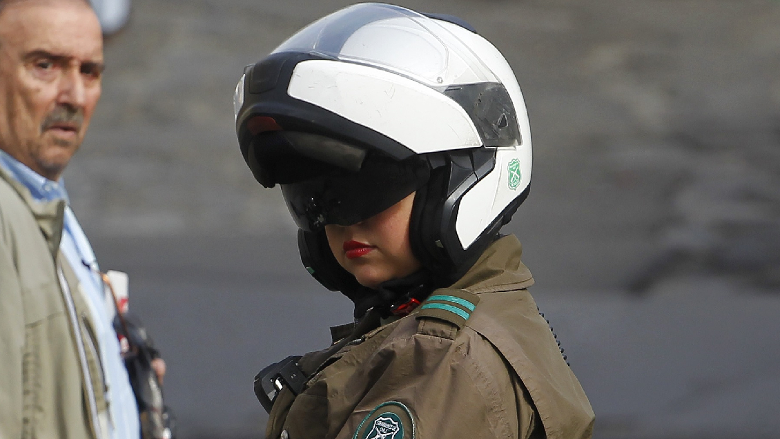 Carabinera fue condenada por crudos apremios contra dos detenidas en el estallido