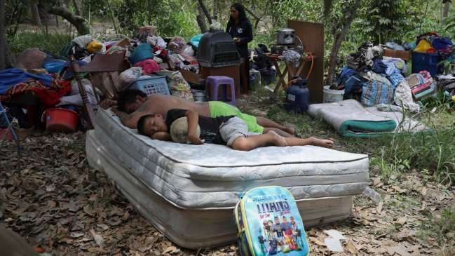 Fuerte lluvia en Perú causa el cierre de decenas de carreteras y 26 puertos