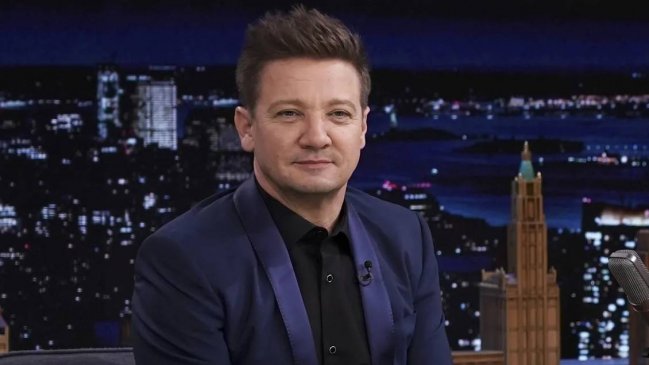 Jeremy Renner comparte emotiva carta de su sobrino tras accidente