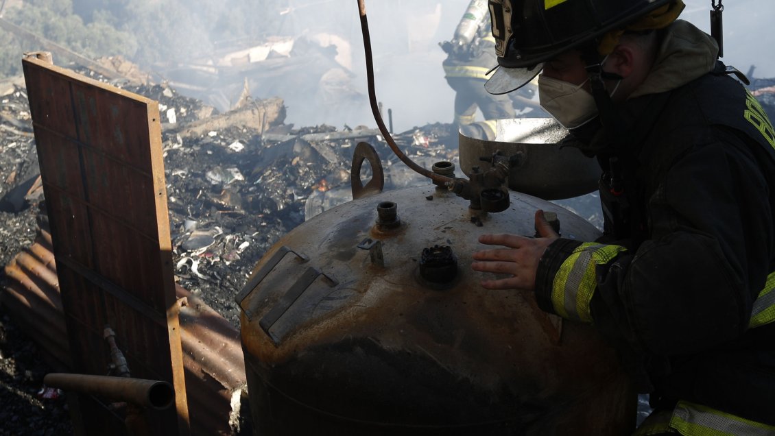 Adulto mayor murió en incendio de su vivienda en Arica