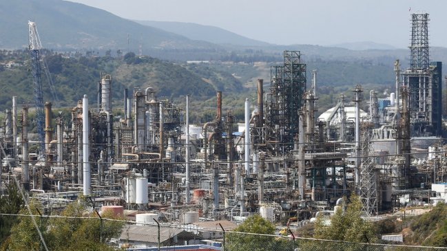 Incidente operacional en refinería de Enap provocó fuerte olor a gas en Concón