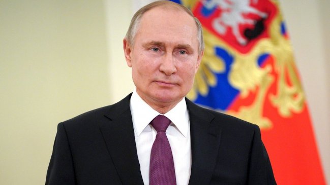 Vladimir Putin visitó Mariúpol en su primer viaje al Donbás  