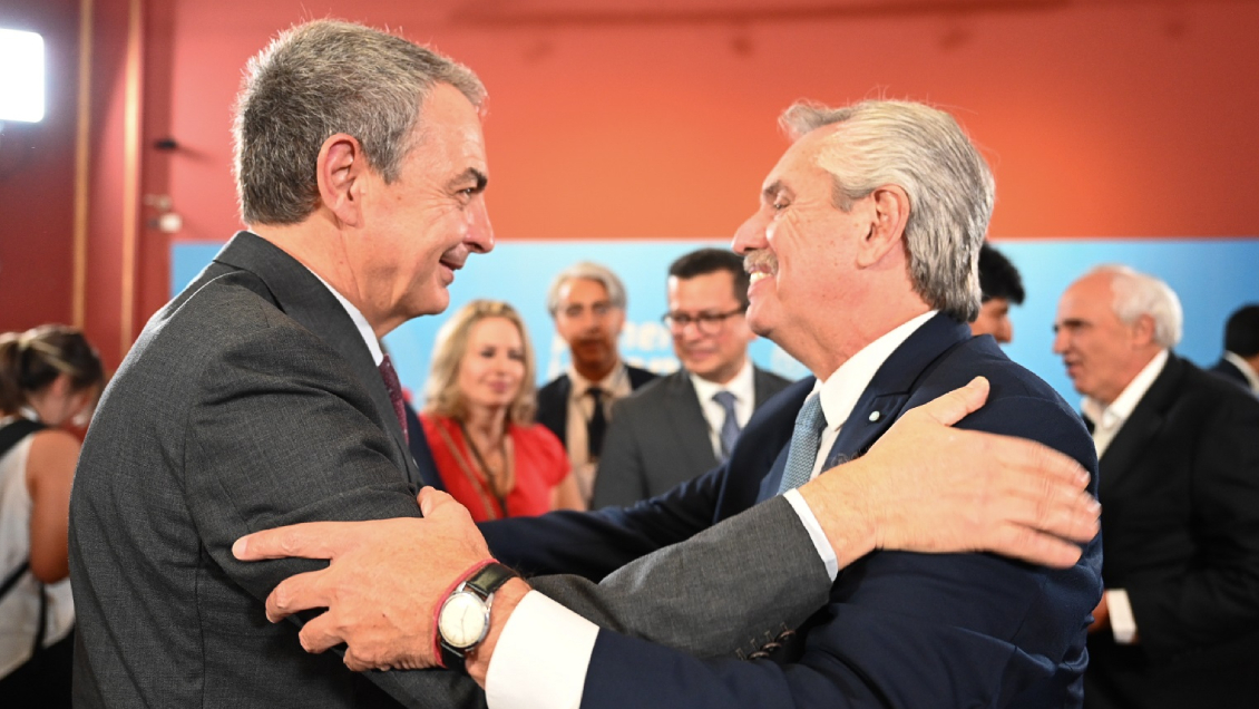 Alberto Fernández recibió a integrantes del Grupo de Puebla