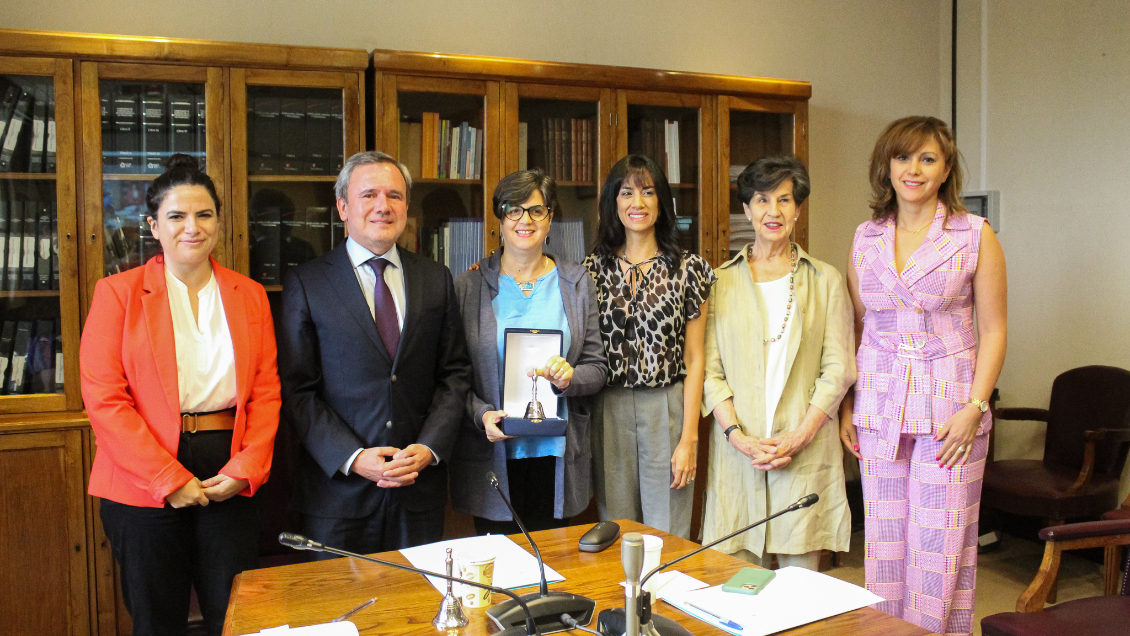 Por primera vez un hombre preside la Comisión de Mujer del Senado: Es UDI