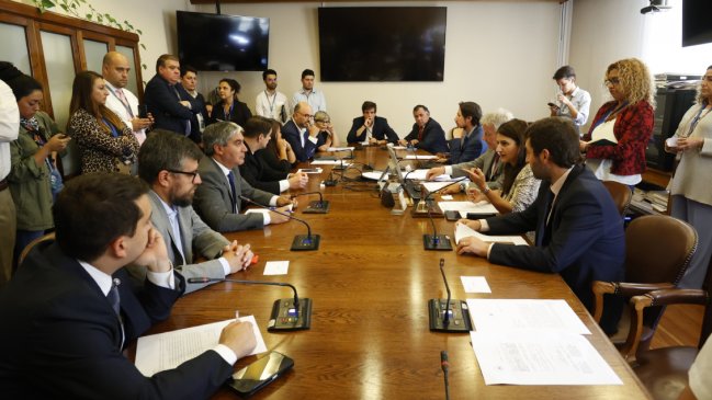   Comisión investigadora de los indultos quiere citar a Vallejo y Monsalve 