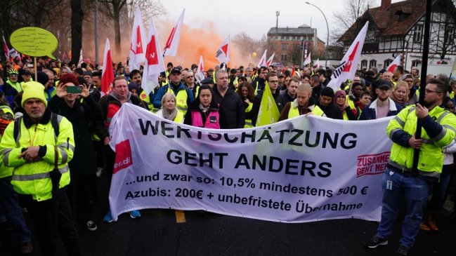  Sindicatos alemanes convocaron a huelga nacional de trenes y aeropuertos  