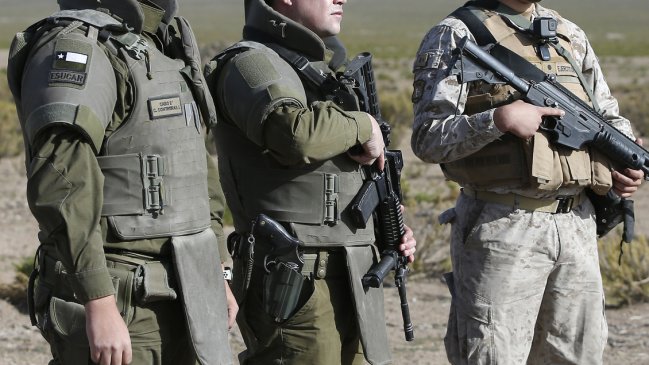 Funcionarios de la Armada y Carabineros fueron atacados a balazos en Contulmo