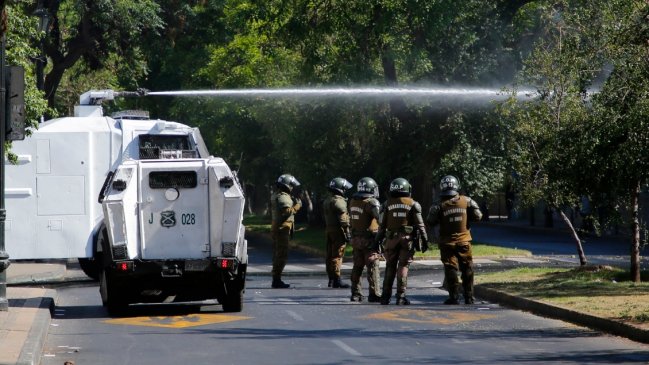 Secundarios protagonizan incidentes en la Alameda y San Diego