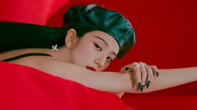 Jisoo de Blackpink estrena 