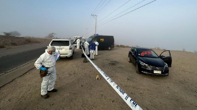 Hombre fue hallado muerto a balazos dentro de un auto