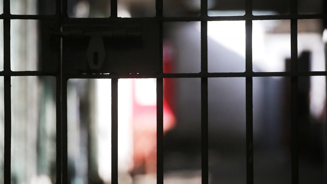 Preso por homicidio asesinó a compañero de módulo en la cárcel de Arica