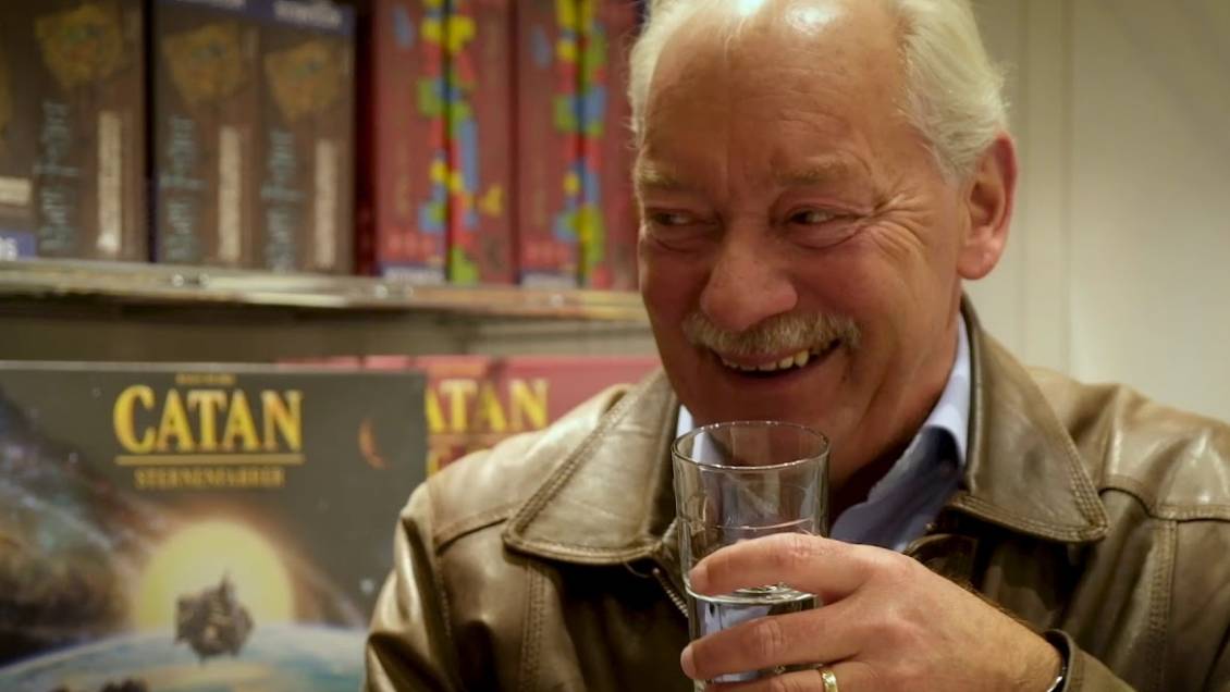 Murió Klaus Teuber, el creador del juego 