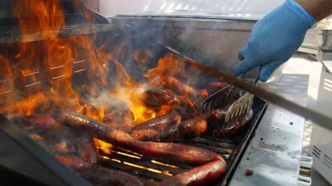 Discusión en llamas: San Carlos pelea con Chillán por origen de longanizas