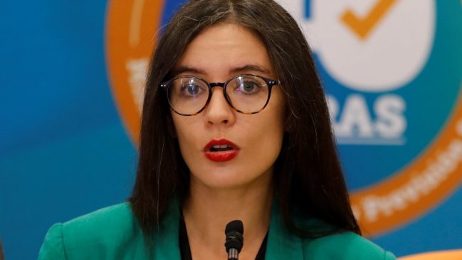 Vallejo pidió a Chile Vamos abandonar el 